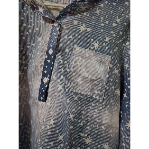 Star Pattern Ombre Shirt No Tags Medium Long Sleeves Woman's Girls Button Up - Picture 4 of 5